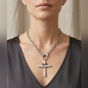 Silver chunky necklace with cross pendant and crown
